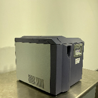 Parker 110HMD Hydrogen Gas Generator image 0